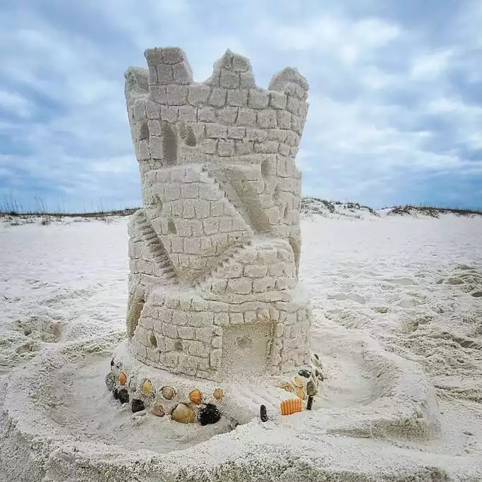 Build sandcastles using your own creativity or experience professional sandcastle building lessons in the beautiful sandy beaches of Orange Beach! Learn the tips and tricks of creating amazing sandcastles & enjoy the great family fun for all ages! Build sandcastles using your own creativity or experience professional sandcastle building lessons in the beautiful sandy beaches of Orange Beach! Learn the tips and tricks of creating amazing sandcastles & enjoy the great family fun for all ages! - Shipwrecked Beach House Orange Beach, Alabama - Orange Beach