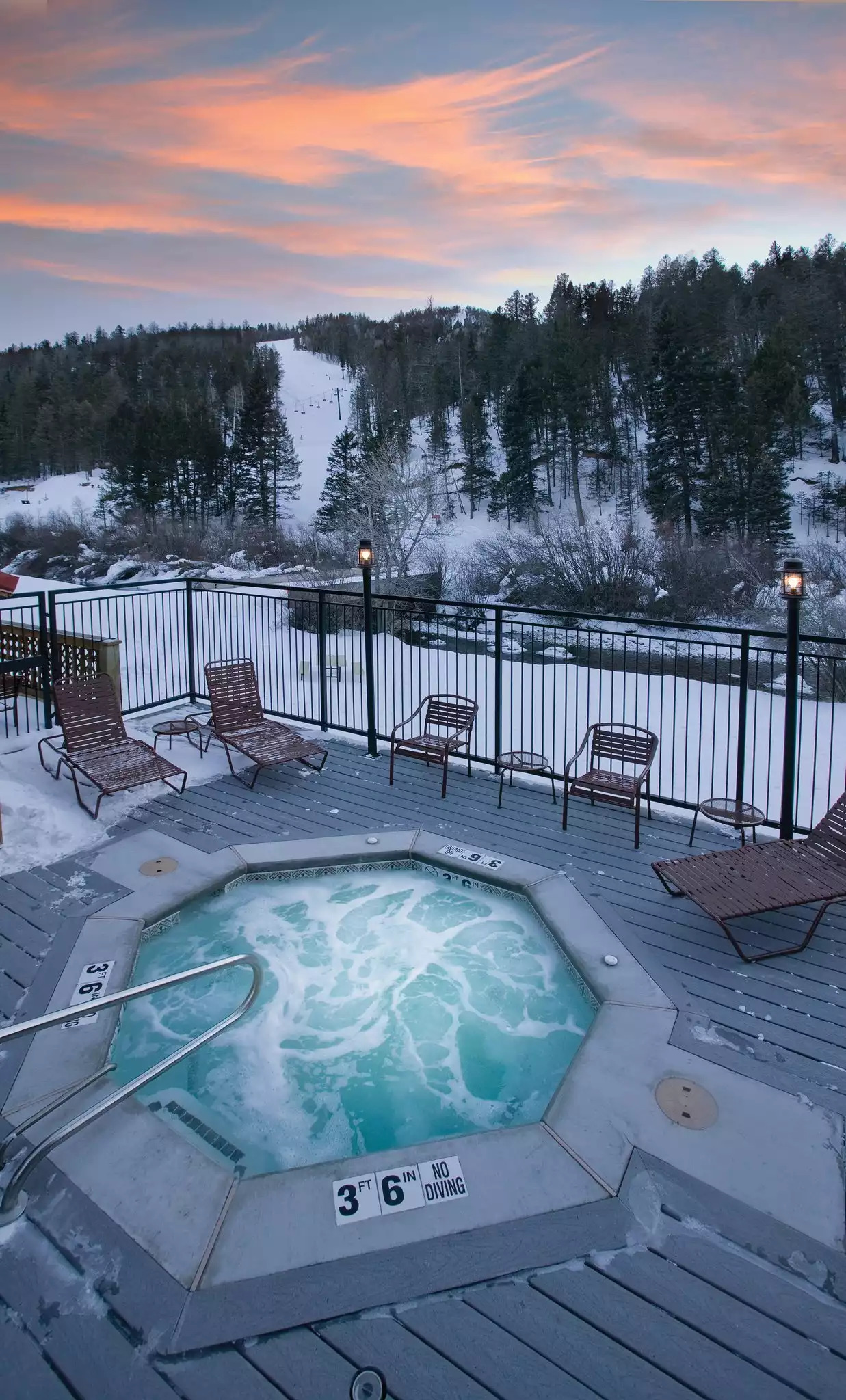 Hot Tub Hot Tub - Red River Resort 1bdr - Red River