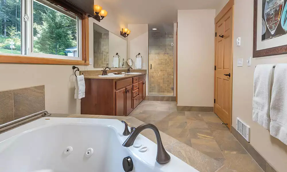 Bathroom Bathroom - Deer Harbor Resort 2bdr Presidential - Deer Harbor