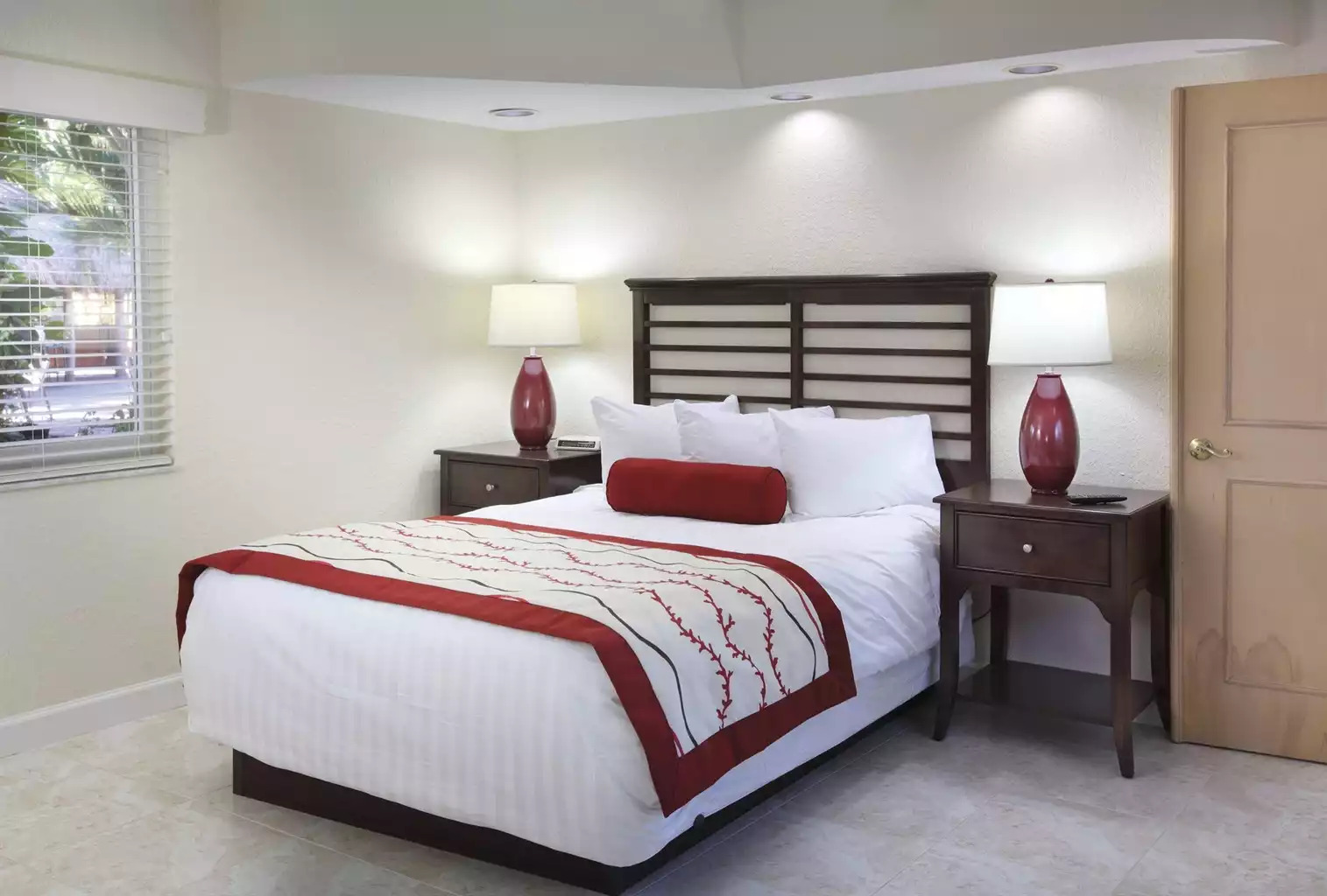 Make sure to check us out on Social Media @theeliteescapes_ Make sure to check us out on Social Media @theeliteescapes_ - Sea Gardens Resort 1bdr - Pompano Beach