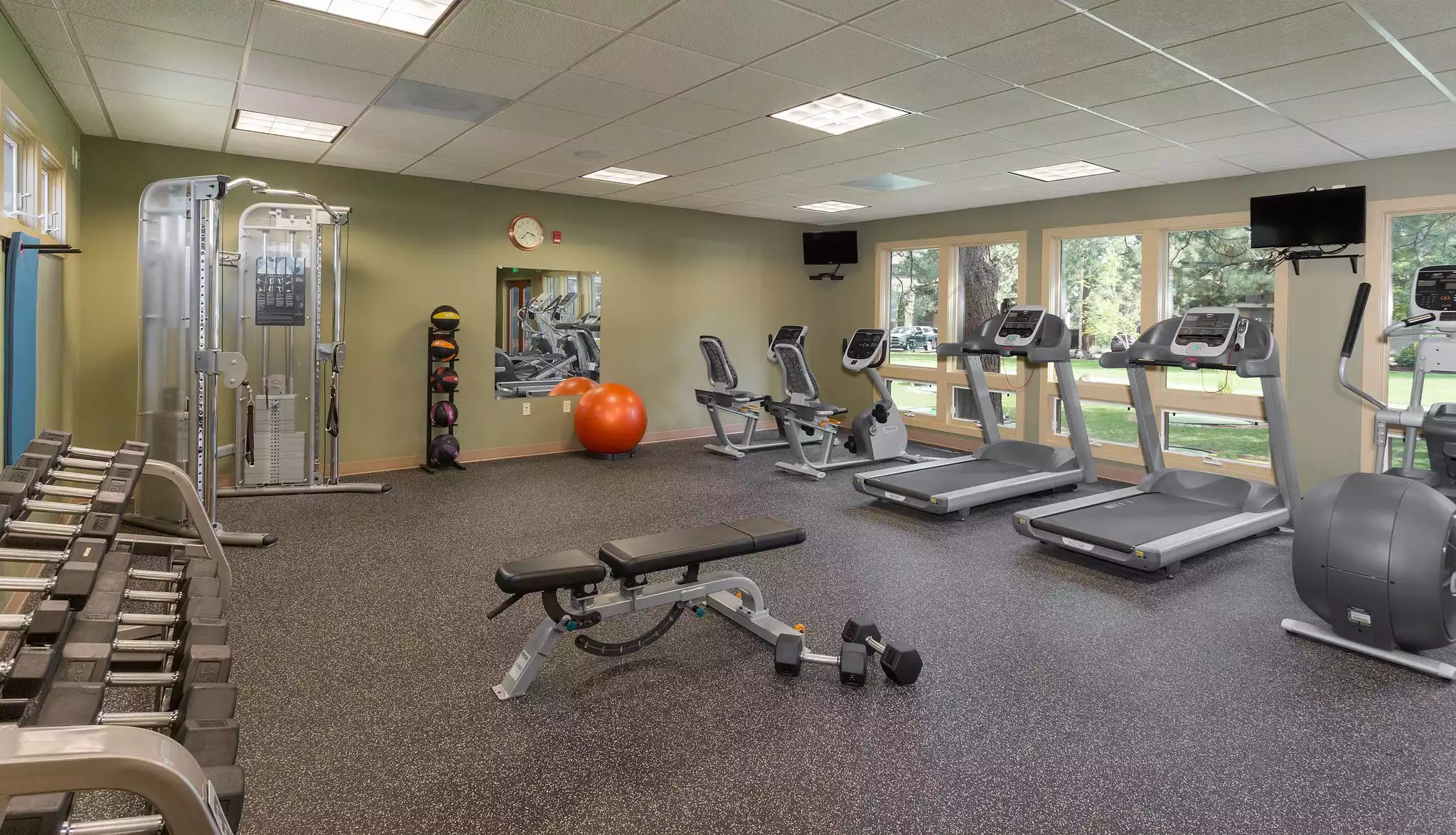 Indoor Gym Indoor Gym - Seventh Mountain Resort Studio - Bend