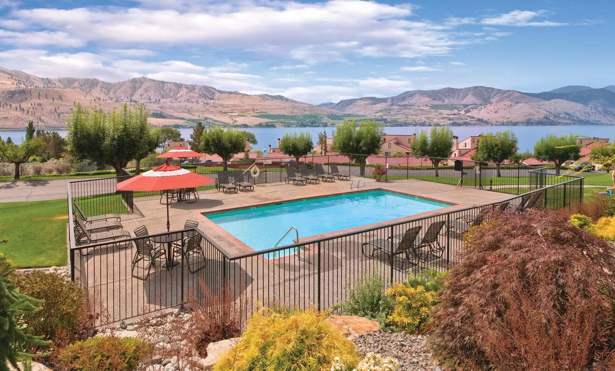 Adult & Kids Pool Adult & Kids Pool - Lake Chelan Shores 1bdr - Chelan