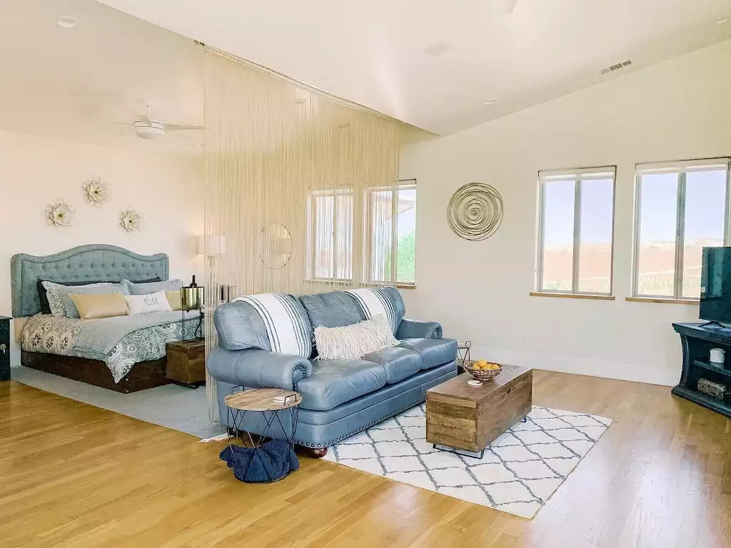 1000 sqft room with all the comforts of home 1000 sqft room with all the comforts of home - Stay Suite -Vineyard Retreat - Paso Robles