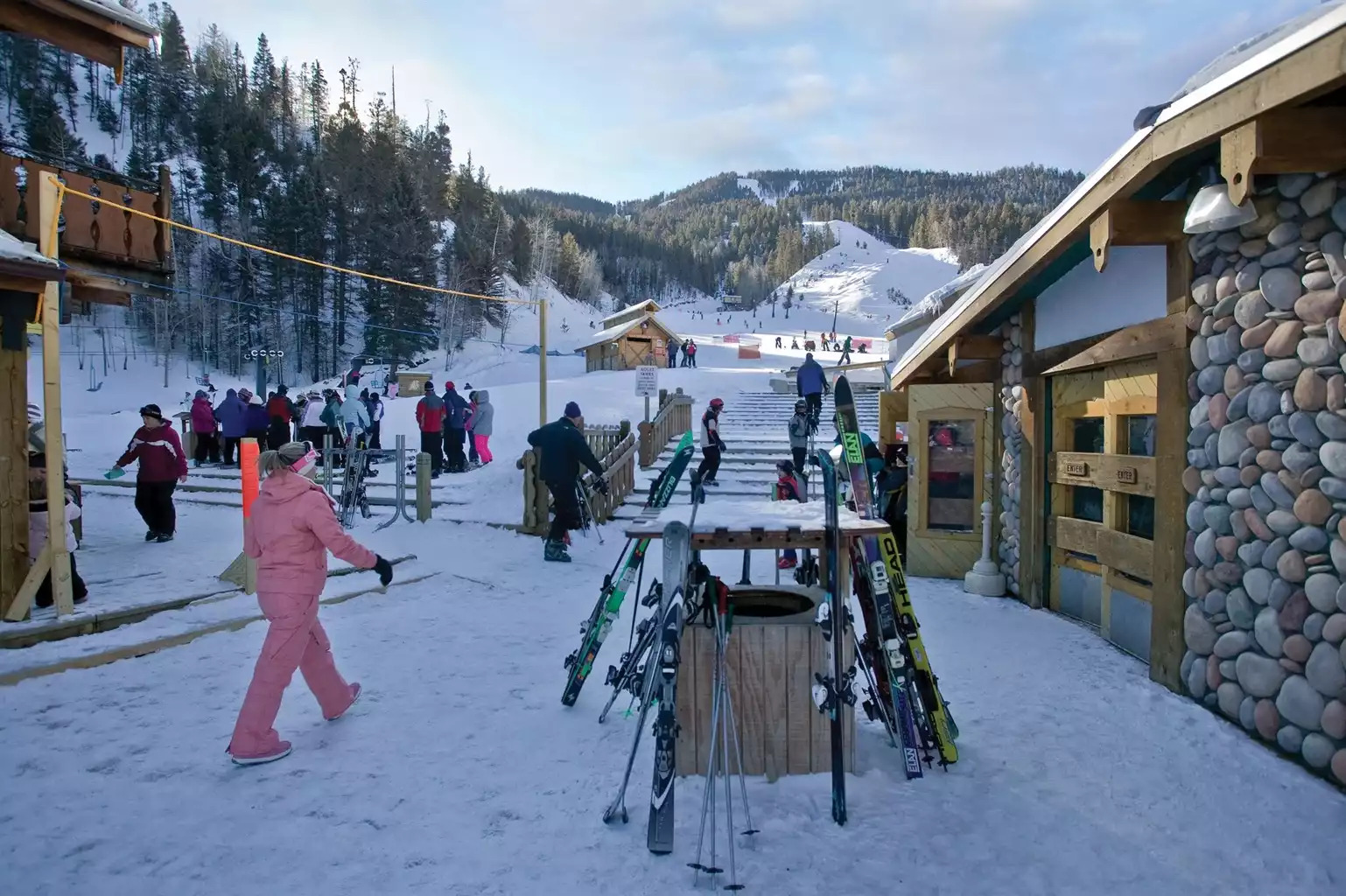 Ski & Snowboard Ski & Snowboard - Red River Resort 1bdr - Red River