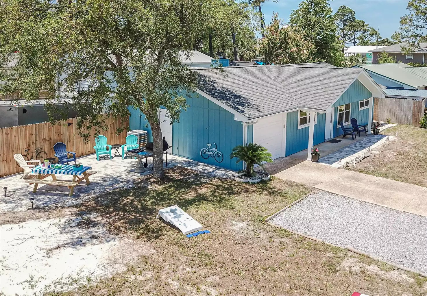 Large front hard, side patio and extra parking. Large front hard, side patio and extra parking. - Deb's Grand Lagoon 3 BR Home - Panama City Beach