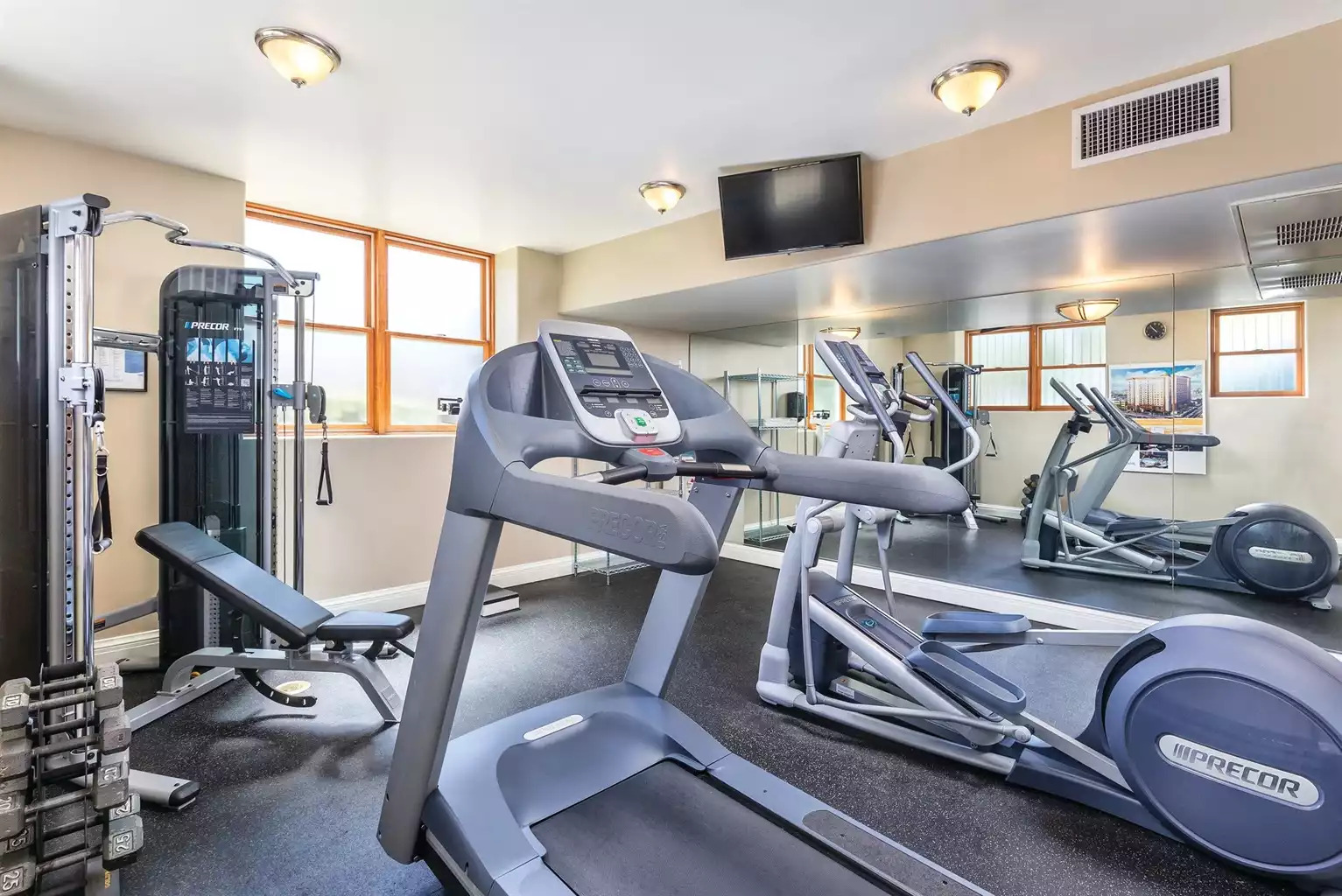 Indoor Gym Indoor Gym - Balboa Park Resort 1bdr Hotel - San Diego County