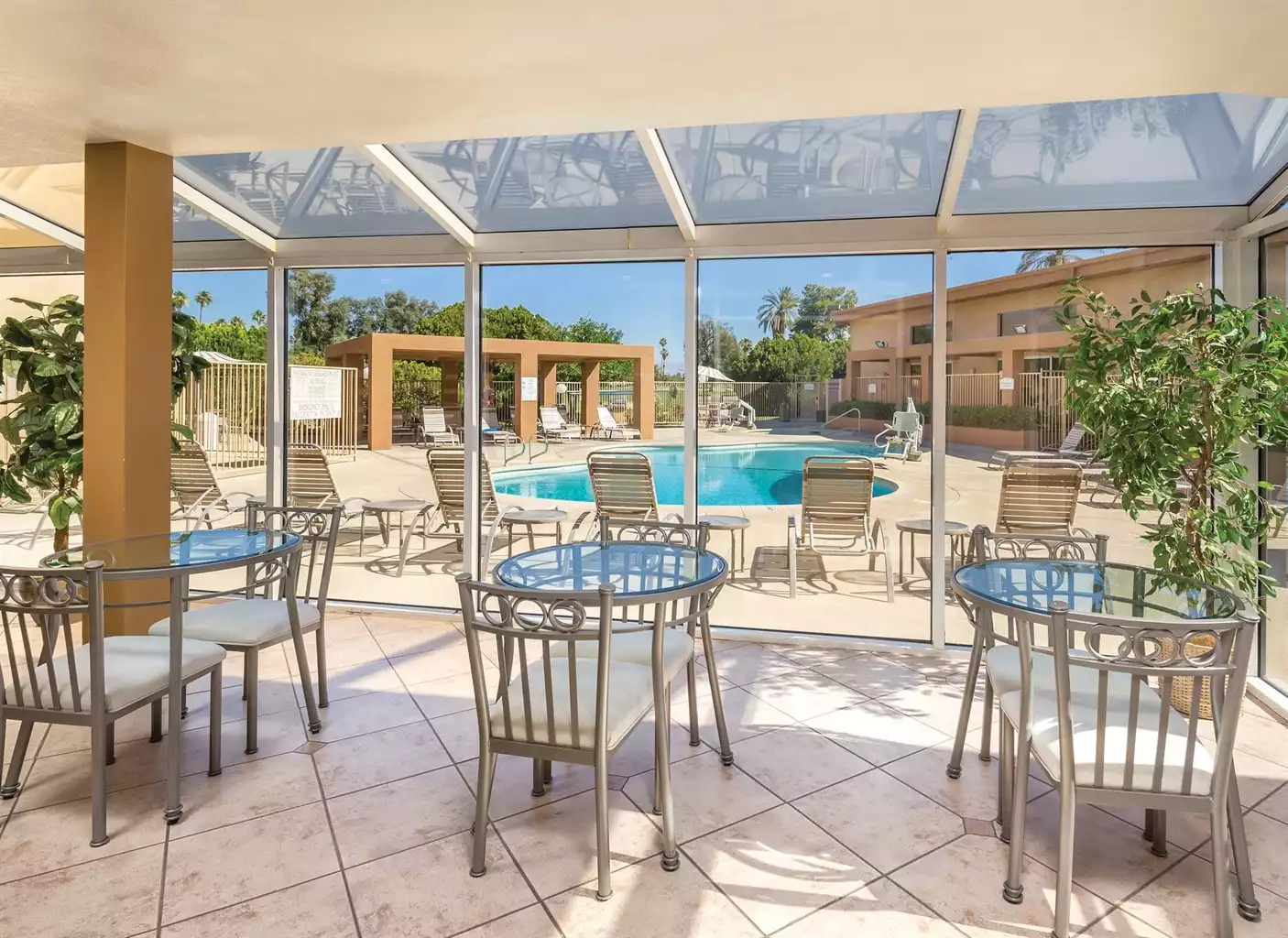 Pool & Hot Tub Pool & Hot Tub - Plaza Resort and Spa 1bdr - Palm Springs