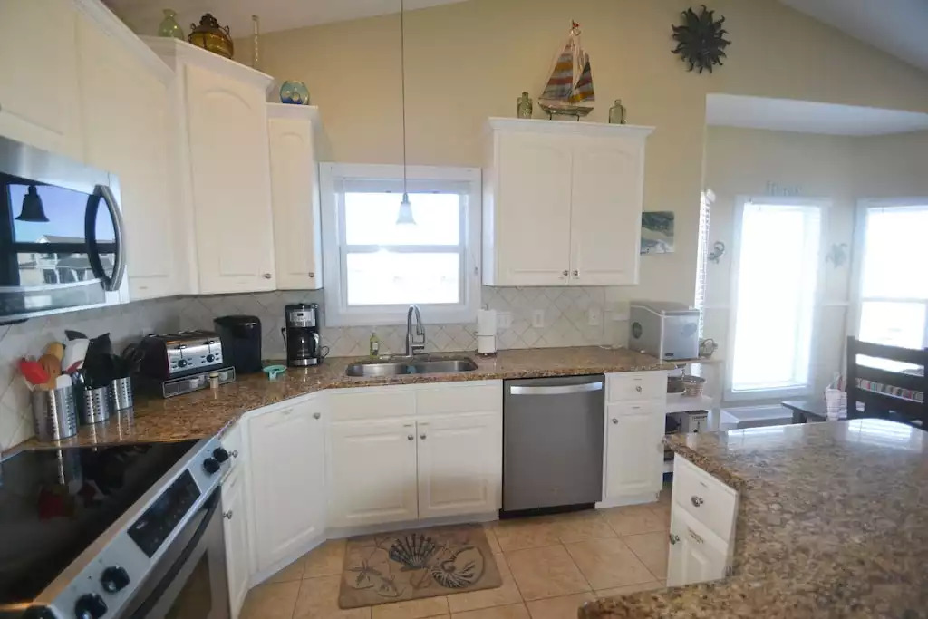 Kitchen Kitchen - PharmaSea - Surf City