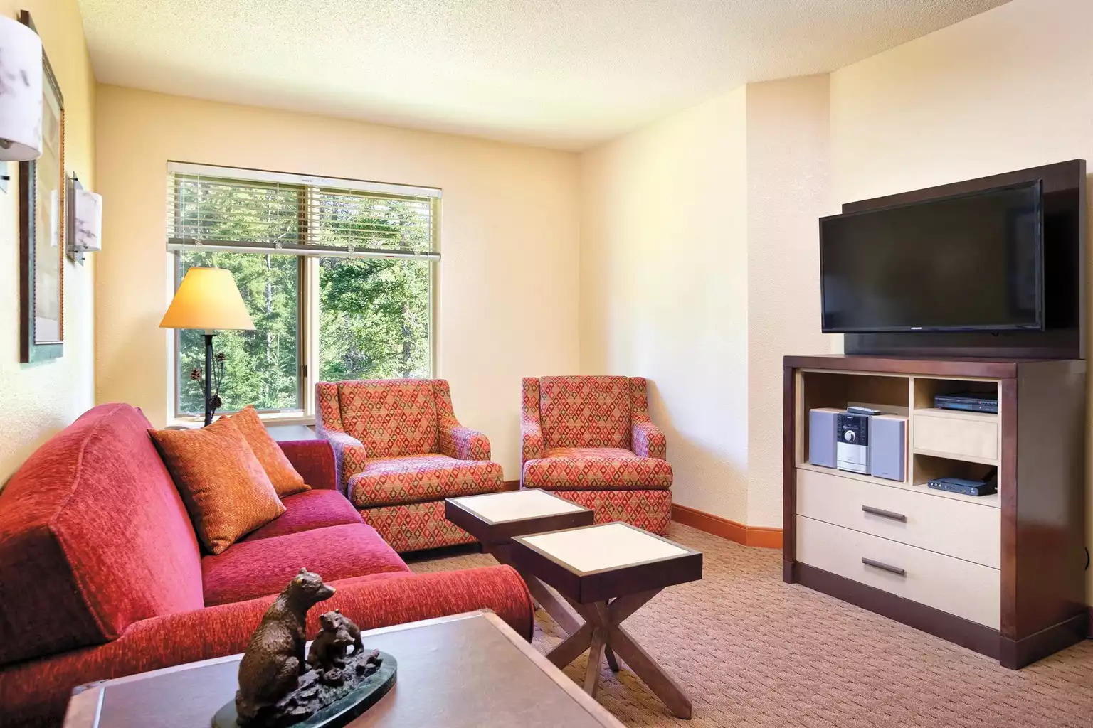 Living Area Living Area - Canmore - Banff Resort 1bdr - Canmore