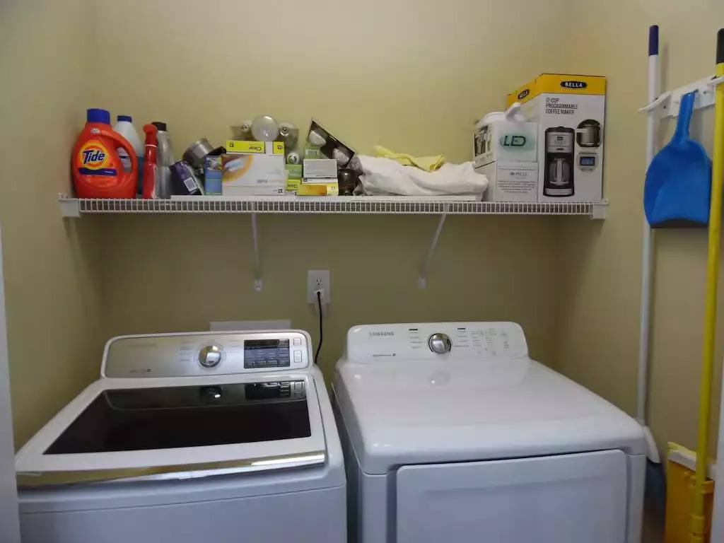 Laundry Closet Middle Level Laundry Closet Middle Level - PharmaSea - Surf City