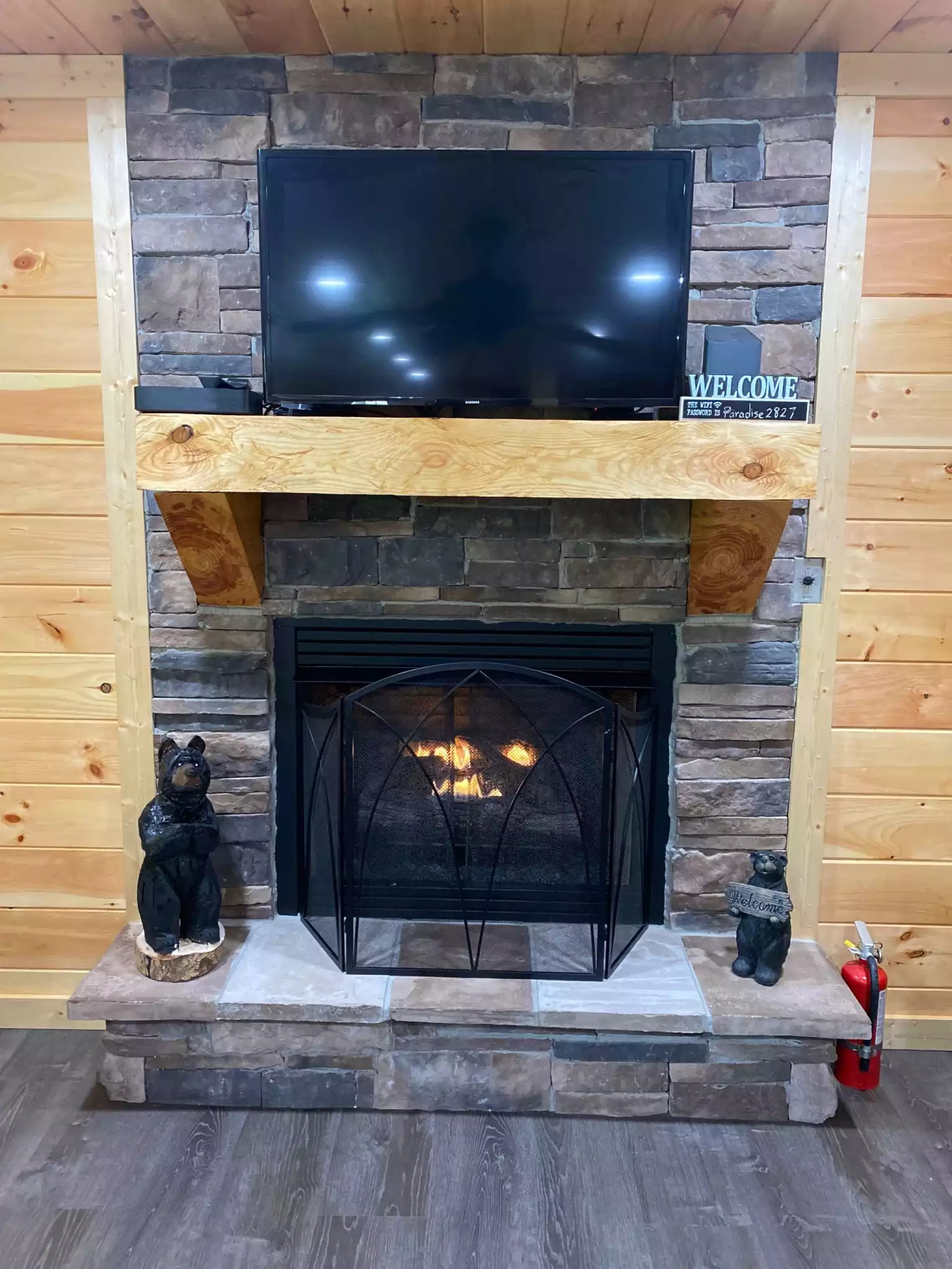 Paradise at the Smokies Cabin - Sevierville Paradise at the Smokies Cabin - Sevierville