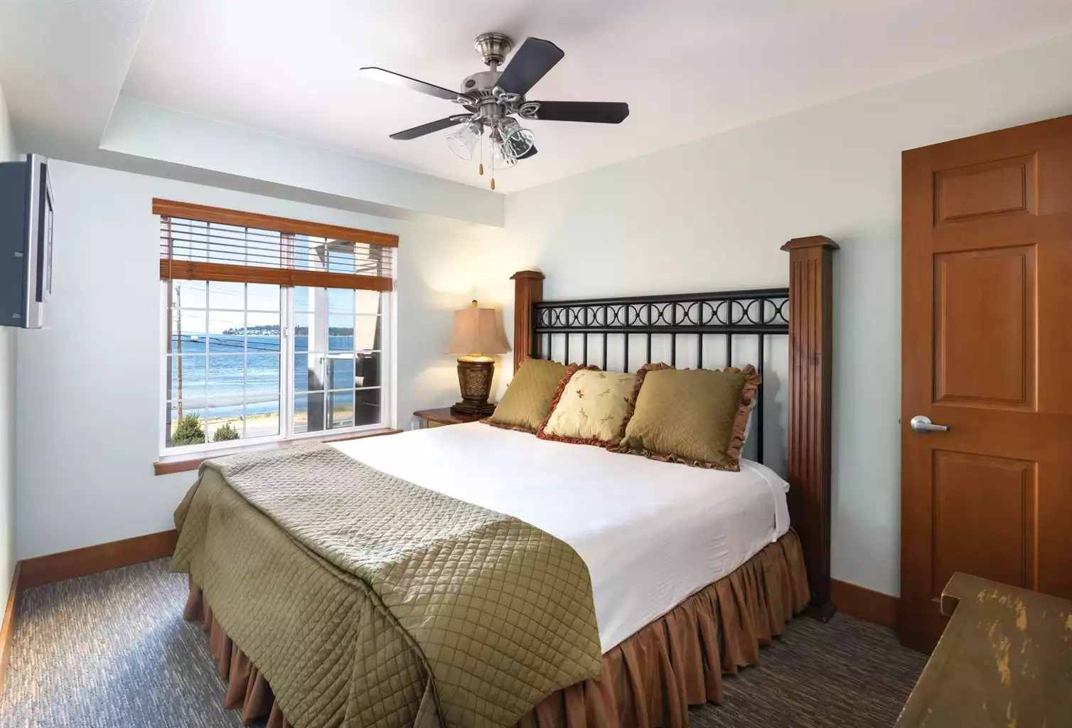 Master Bedroom Master Bedroom - Blaine Resort 2bdr - Blaine