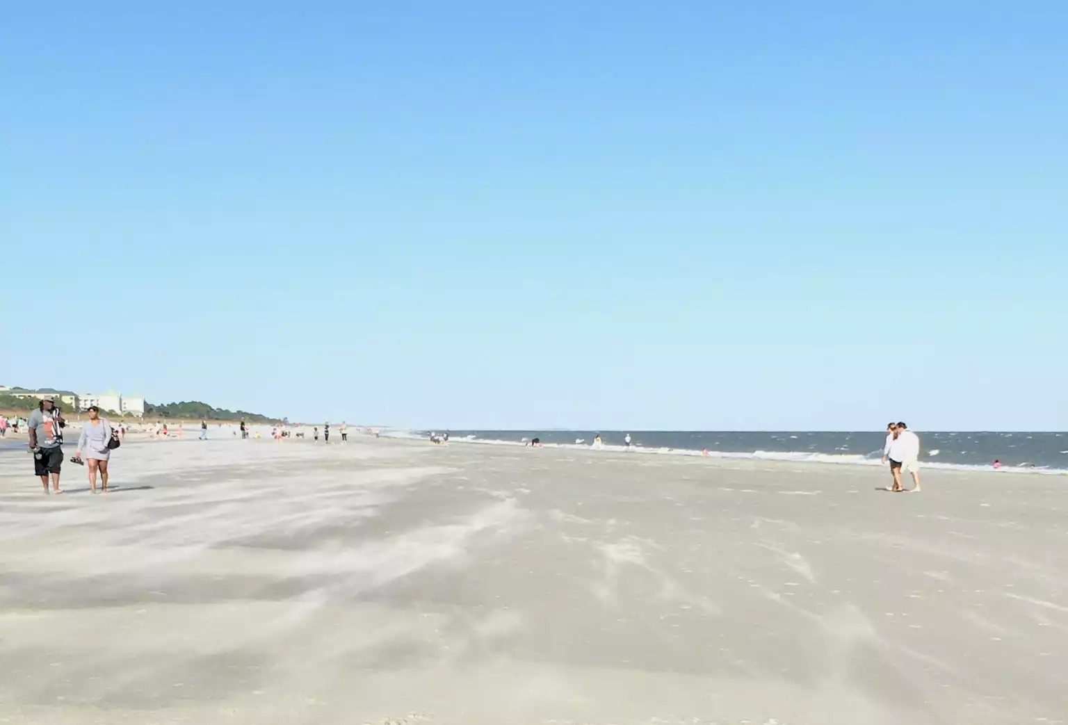 Just a 4 min. walk through the resort, Folly Field Beach is one of the best beaches in Hilton Head for families. You will love the wide, beautiful shoreline that has plenty of space even in the height of summer. Just a 4 min. walk through the resort, Folly Field Beach is one of the best beaches in Hilton Head for families. You will love the wide, beautiful shoreline that has plenty of space even in the height of summer. - HHI TIDE 21, Family Vacation Rental, HHB&T Resort - Hilton Head Island