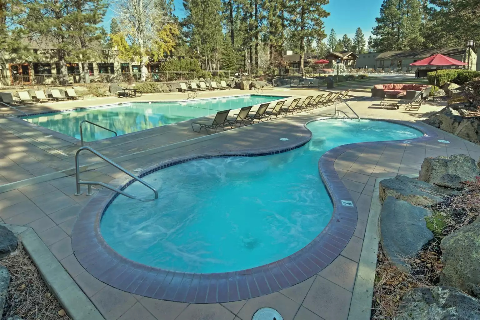 Pools & Hot Tubs Pools & Hot Tubs - Seventh Mountain Resort Studio - Bend