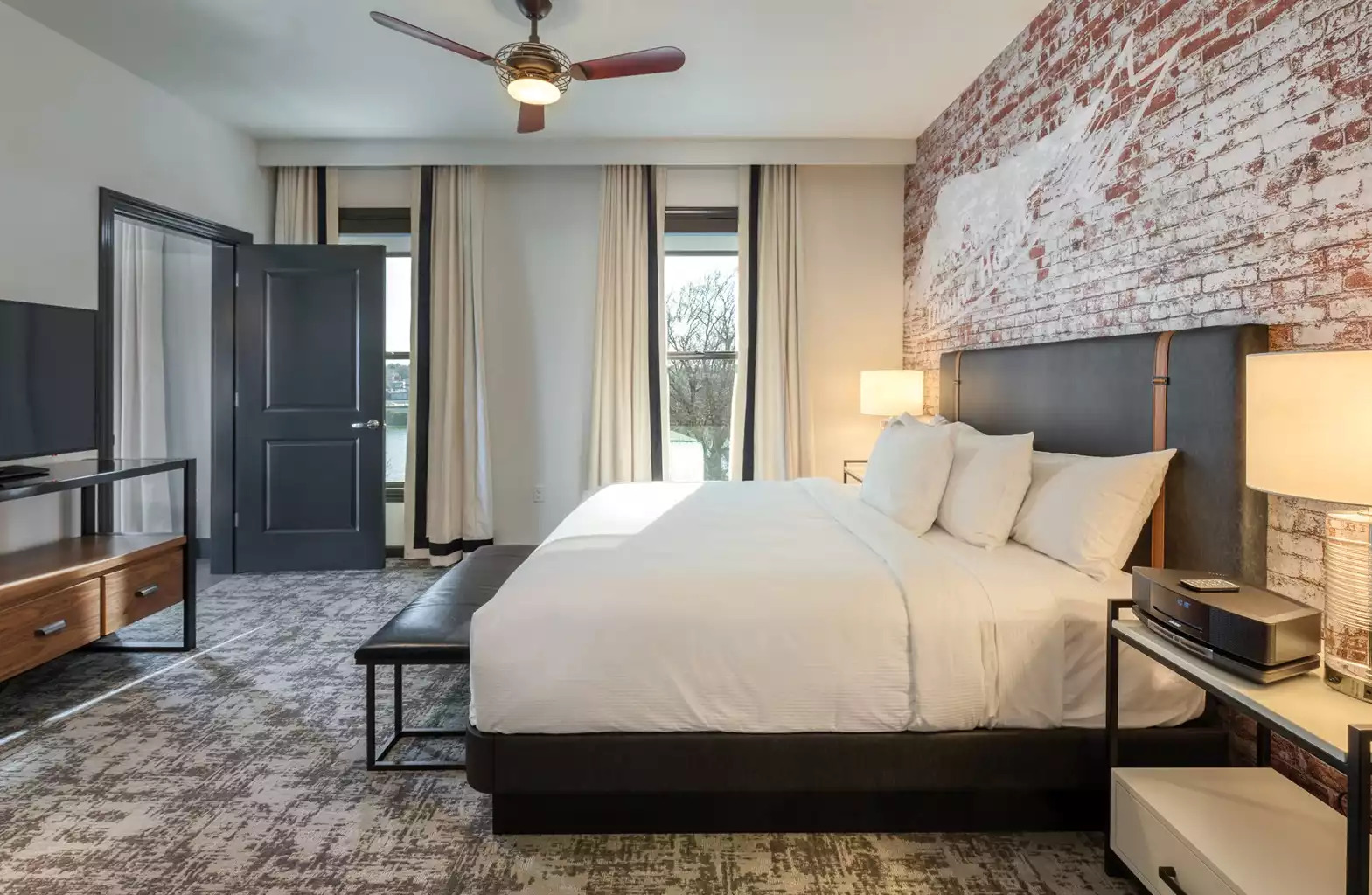 Master Bedroom Master Bedroom - Portland - Waterfront Park Resort 2bdr Presidential - Portland