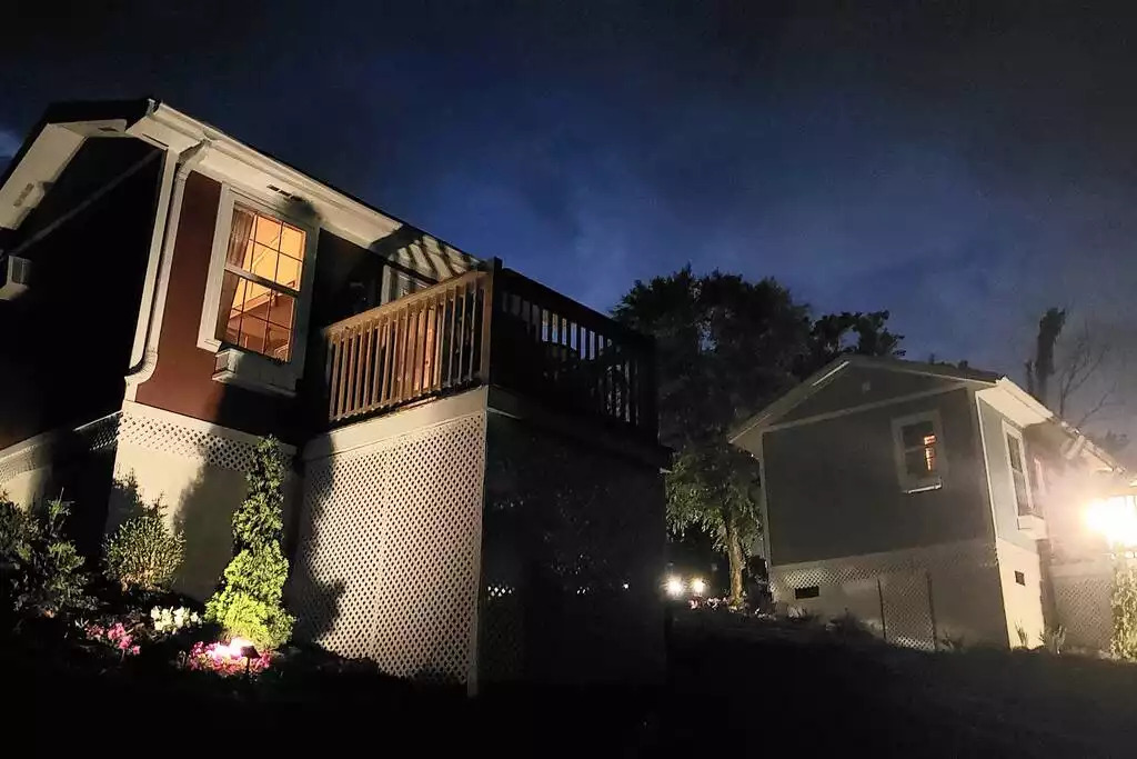 Lovely Cottage with Smoky Mtn views & Bkfast!! - Pigeon Forge Lovely Cottage with Smoky Mtn views & Bkfast!! - Pigeon Forge