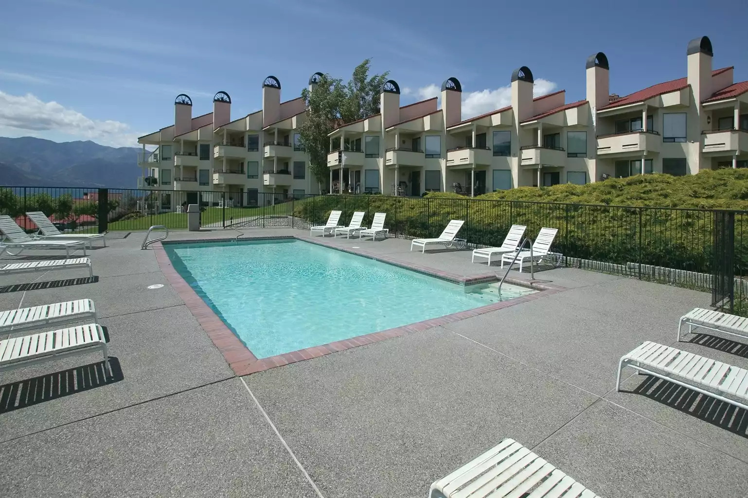 Adult & Kids Pool Adult & Kids Pool - Lake Chelan Shores 1bdr - Chelan