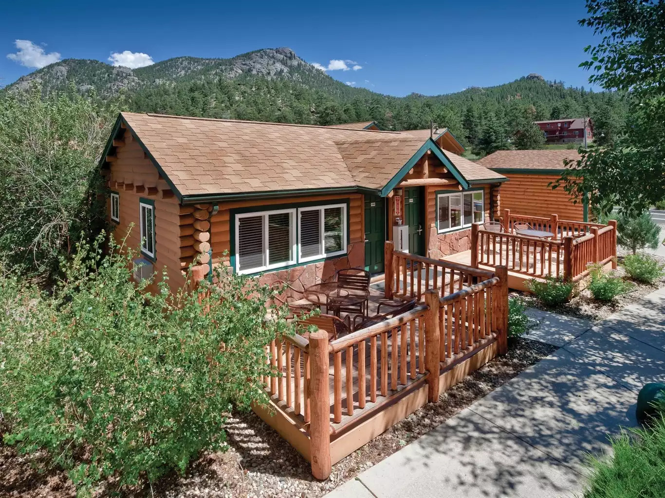 Exterior View Exterior View - Estes Park Resort 2bdr Queen - Estes Park