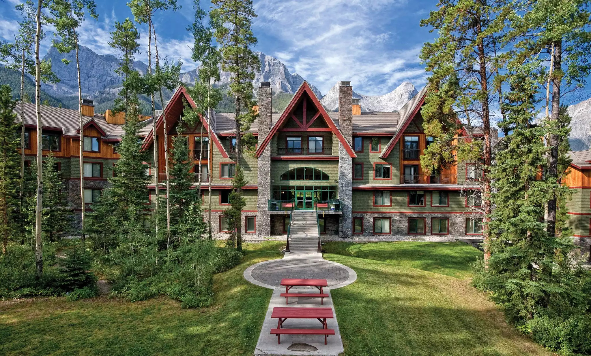 Exterior View Exterior View - Canmore - Banff Resort 1bdr - Canmore