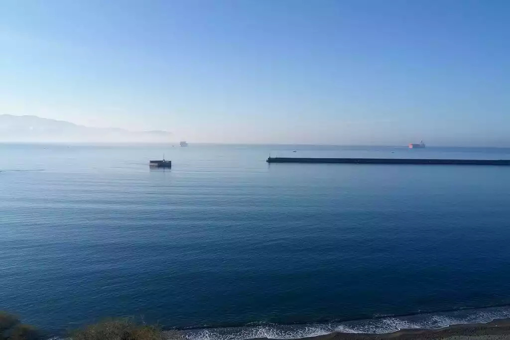 Seafront Penthouse LEO Mood 867: Early morning look out over your terrace. Seafront Penthouse LEO Mood 867: Early morning look out over your terrace. - Seafront Penthouse / LEO - Kalamata