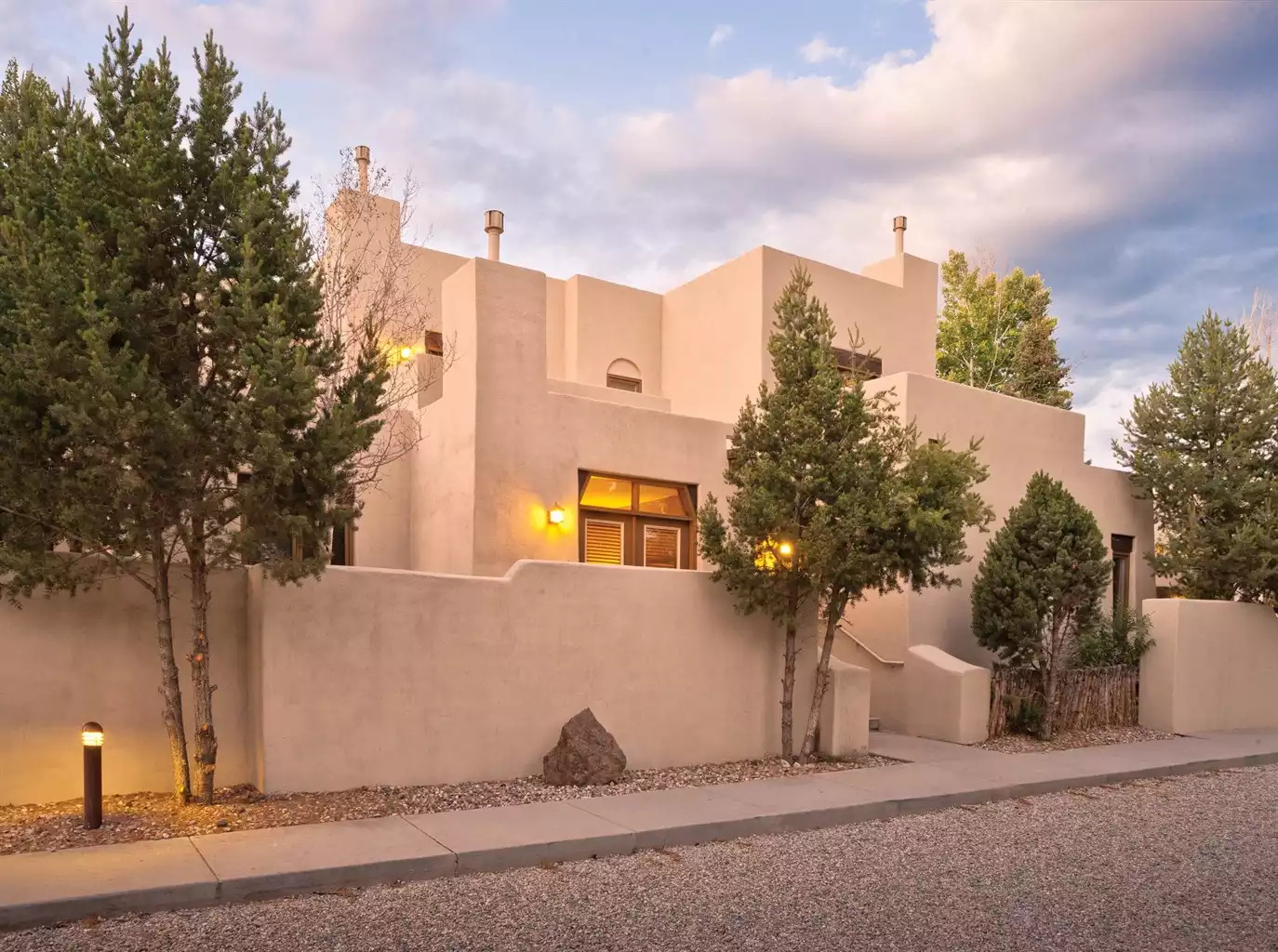 Exterior View Exterior View - Taos Resort Studio - Taos