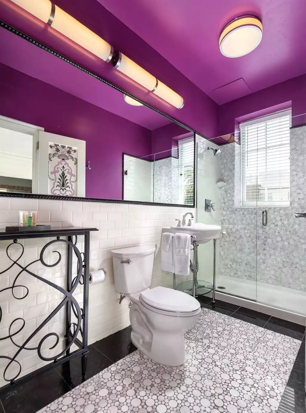 Bathroom Bathroom - Inn at the Park Resort Studio King - San Diego County