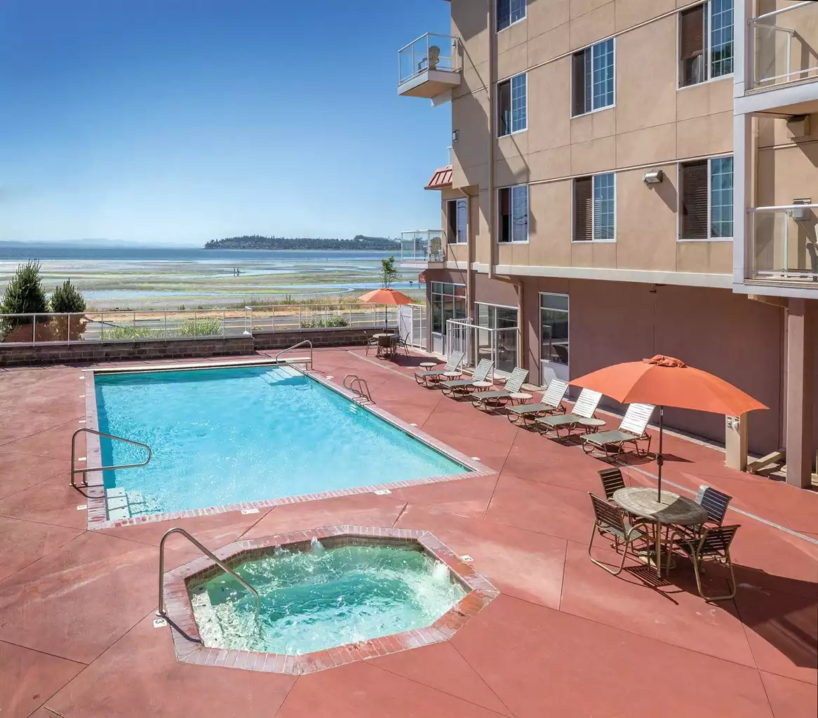 Pools & Hot Tubs Pools & Hot Tubs - Blaine Resort 2bdr - Blaine