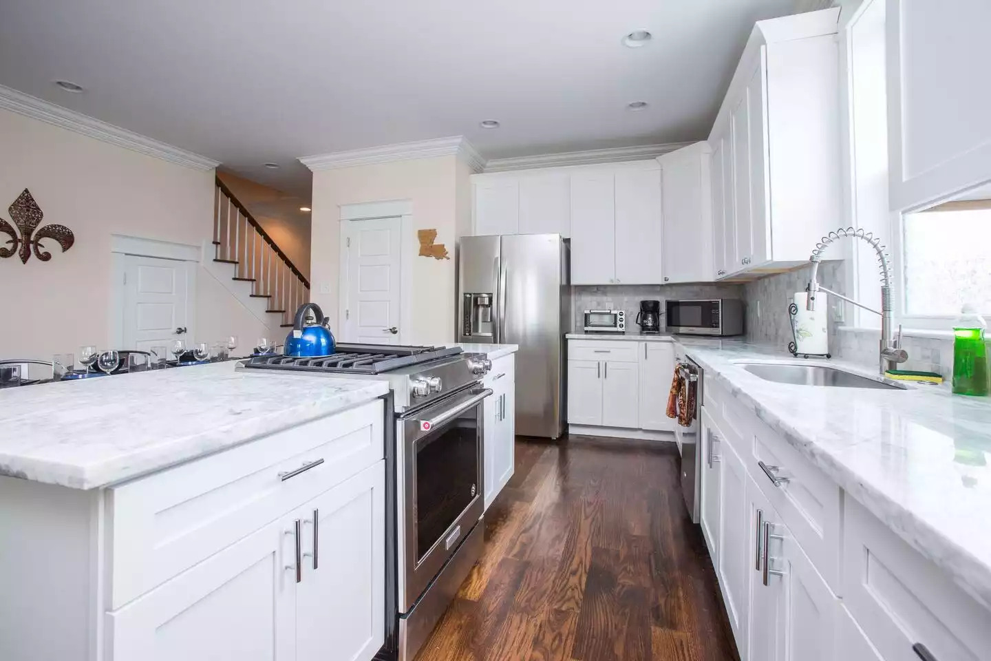 Kitchen. Kitchen. - Gravier Quarters off the Ave - New Orleans