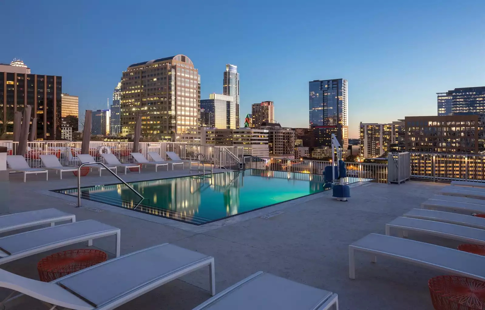Rooftop Pool Rooftop Pool - Austin Resort Studio Presidential - Austin