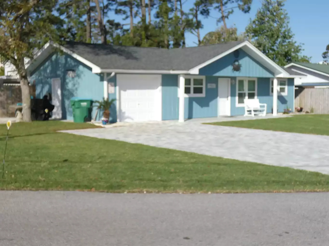 Deb's Grand Lagoon 3 BR Home - Panama City Beach Deb's Grand Lagoon 3 BR Home - Panama City Beach