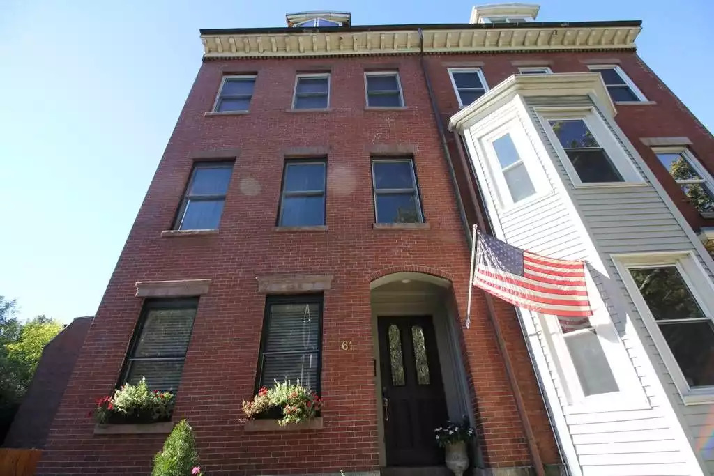 You have arrived... You have arrived... - Special! Modern City Triplex *Close to center - Boston