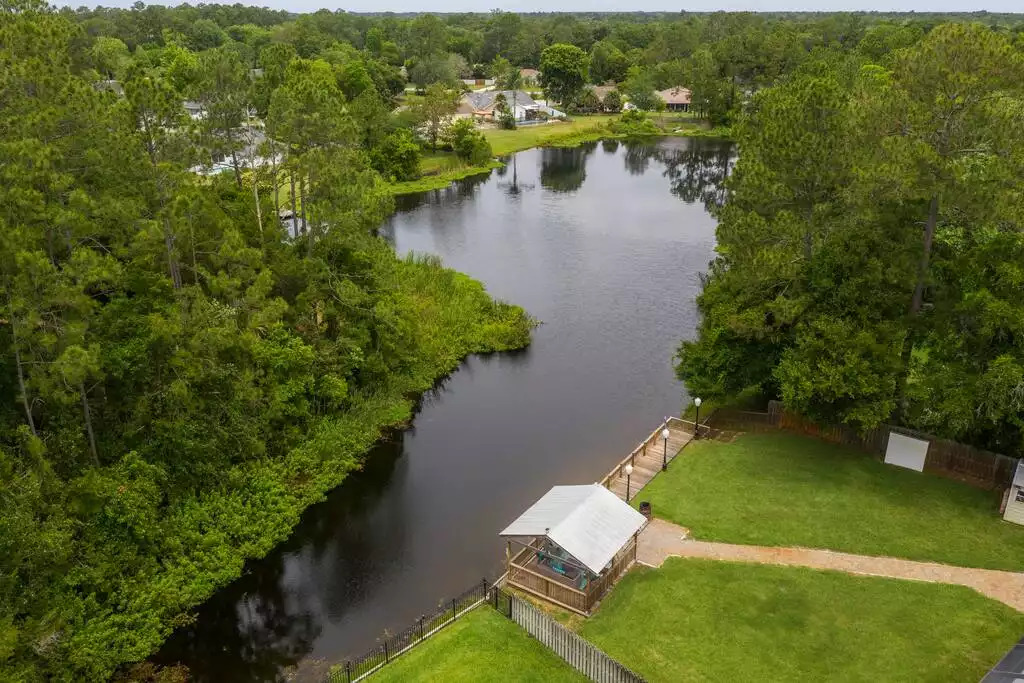 Aerial view of the beautiful lake. Aerial view of the beautiful lake. - Heated Saltwater Pool*Harry Potter*Fire Pit*BBQ*EV - St. Augustine
