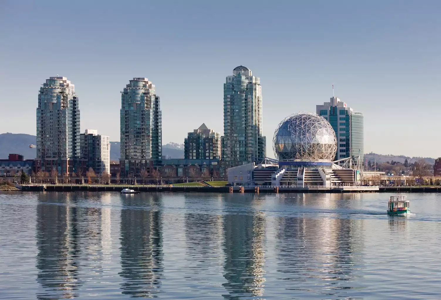 Exterior View Exterior View - The Canadian Resort 2bdr Compact - Vancouver
