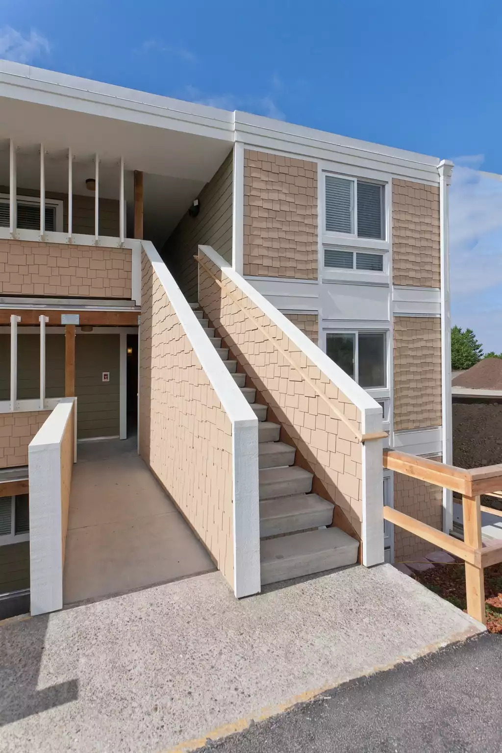 Exterior View Exterior View - Surfside Inn Resort 2bdr - Ocean Park