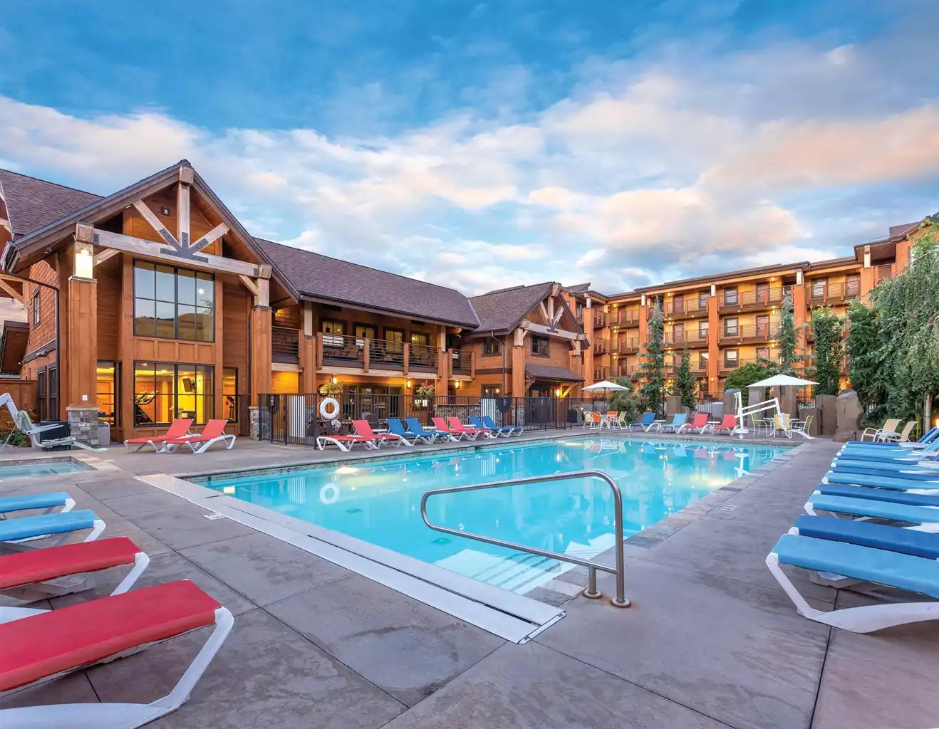 Pools & Hot Tubs Pools & Hot Tubs - Lake House Resort 1bdr Deluxe - Chelan