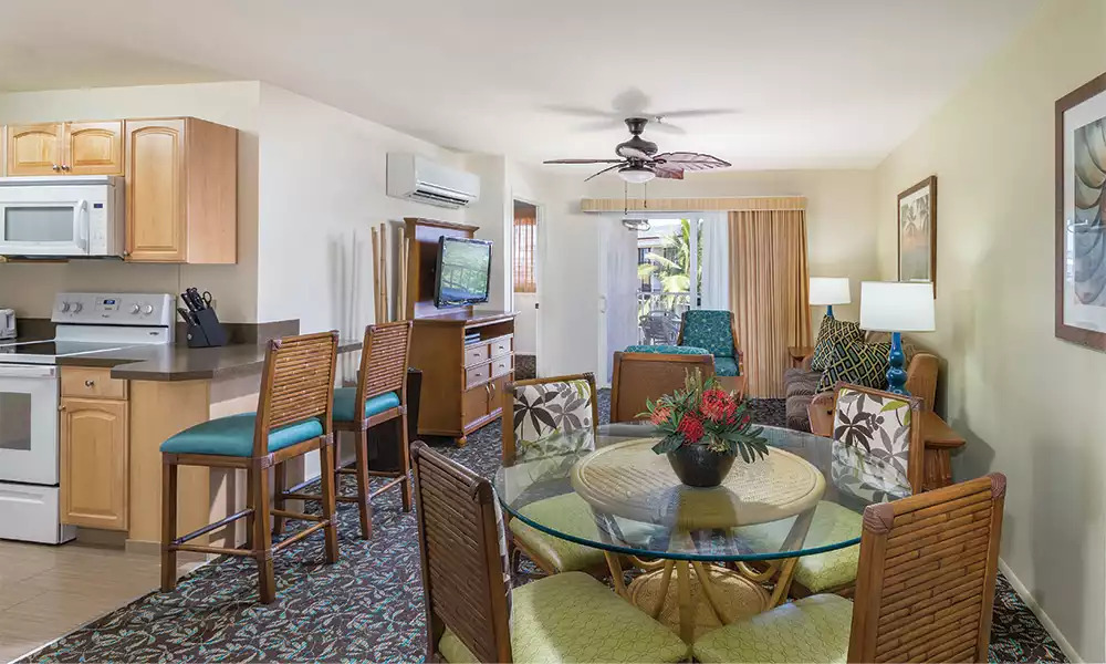 Kitchen & Living Area Kitchen & Living Area - Kihei Resort 2bdr Twin #A - Kihei