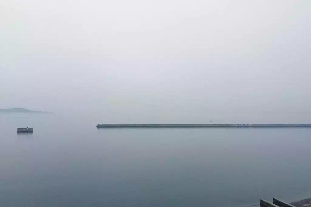 Seafront Penthouse LEO Mood 1382: Early morning look out on a seldom fogy winters day Seafront Penthouse LEO Mood 1382: Early morning look out on a seldom fogy winters day - Seafront Penthouse / LEO - Kalamata