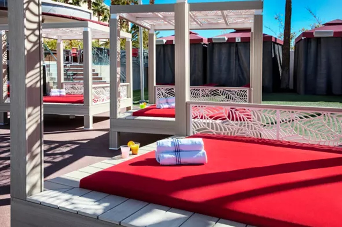 dress code moorea beach club Mandalay Bay - Club: Pool Day Pass Las Vegas Color_Chili Pepper Petit Crochet