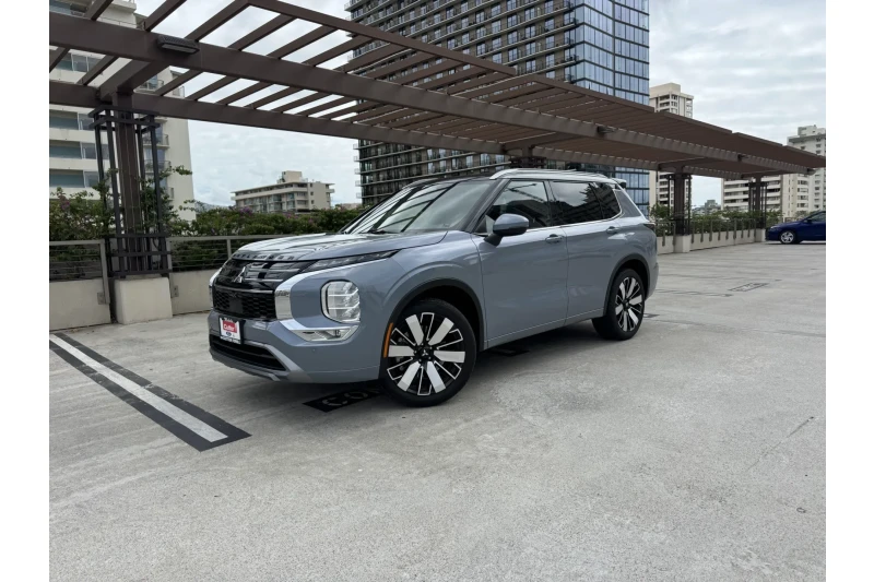 2025 Mitsubishi Outlander SEL