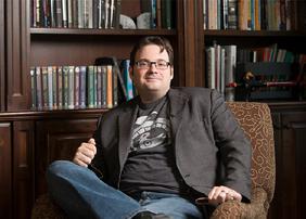 Brandon Sanderson