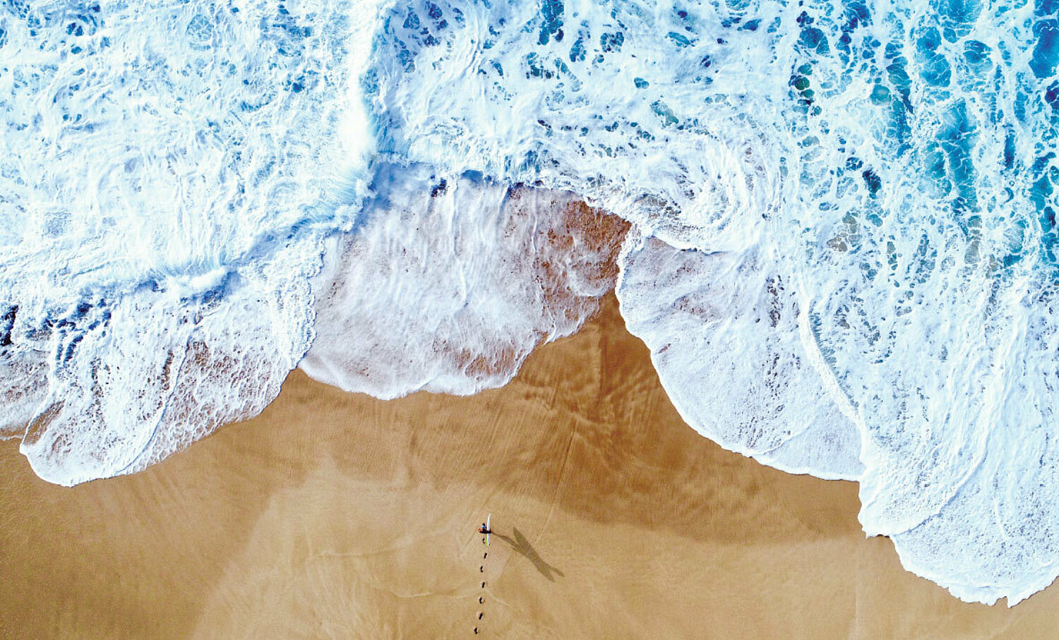 Morgan maassen surf drone camera