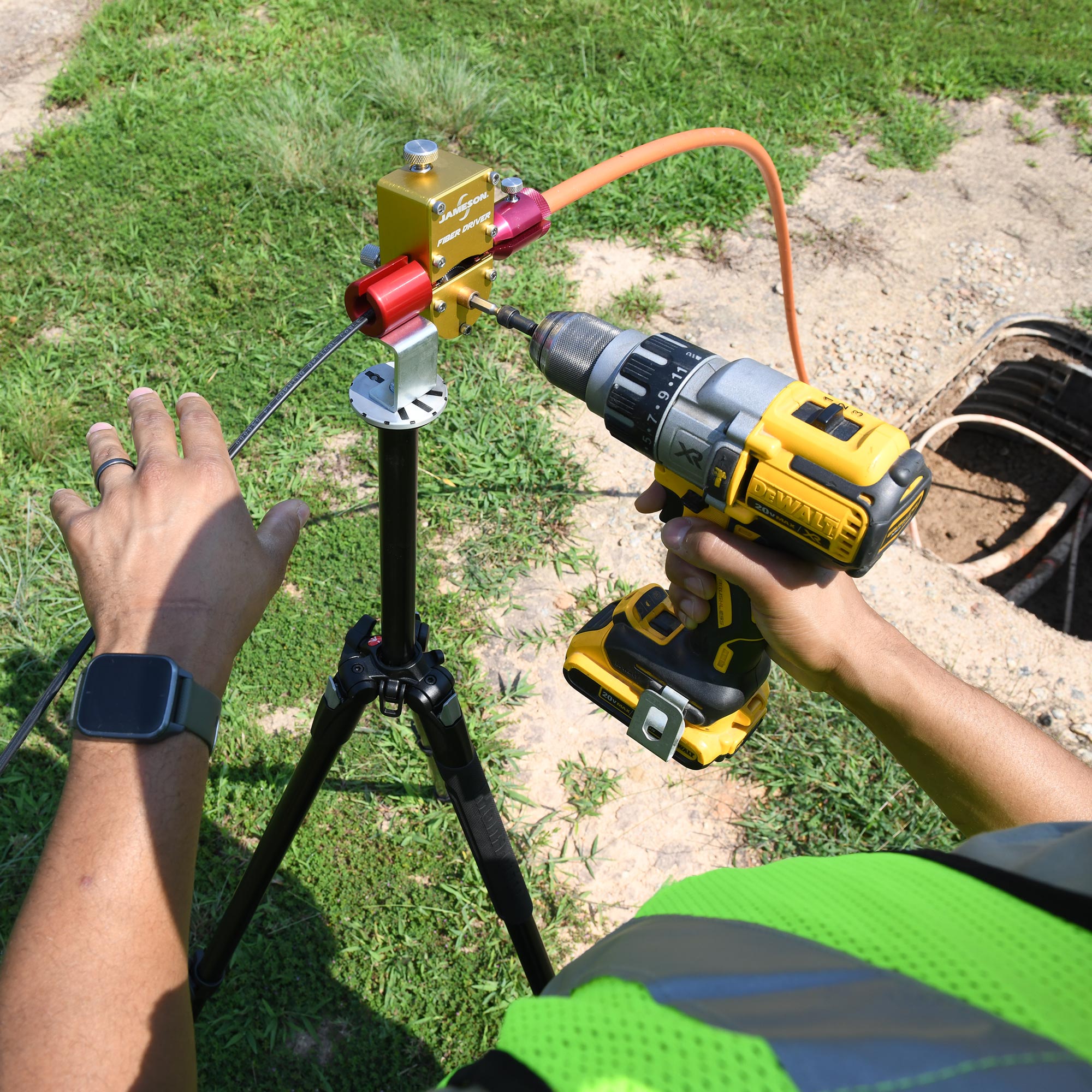 JAMESON_Fiber-Drop-Installation_18-FFTRIA_Application-5.jpg