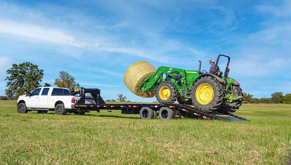 Big Tex 22GN-HDTS 102" x 35 (26 + 9) TD Gooseneck w/ Hydraulic Dovetail Image 1
