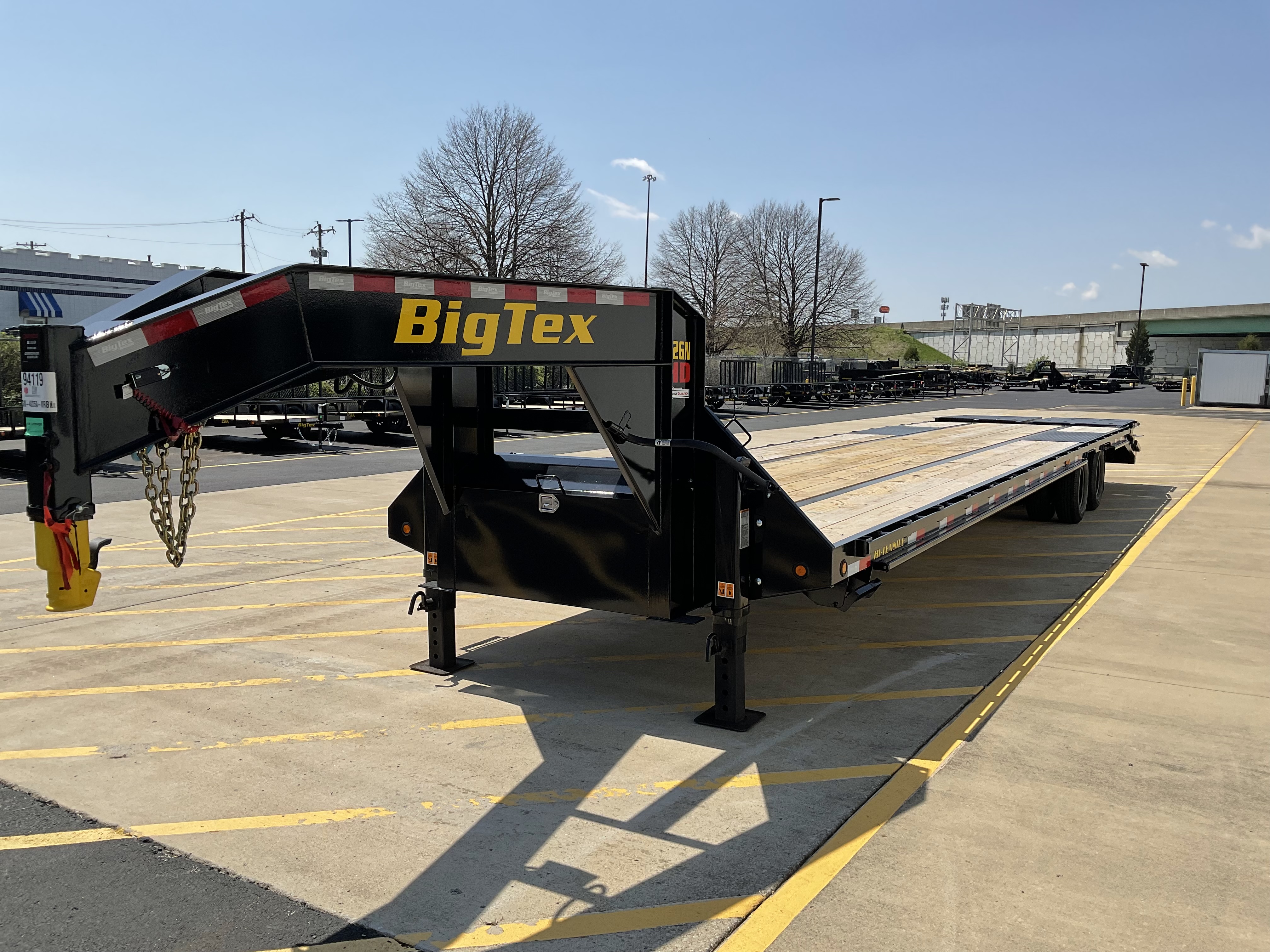 Big Tex 22GN, Gooseneck, 102" x 25', 23.9K, Dovetail, Mega Ramps Image 5