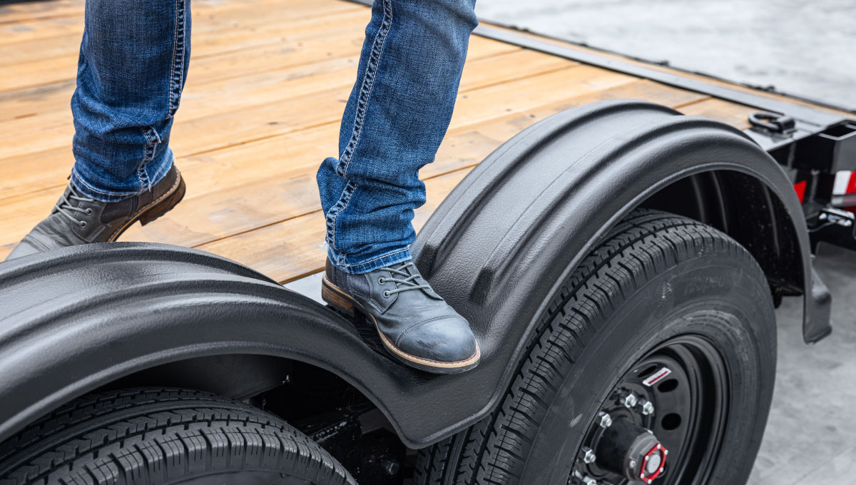 PJ EV, Equipment, 20' x 83", 15.4k, Dovetail, Monster Ramps Image 5