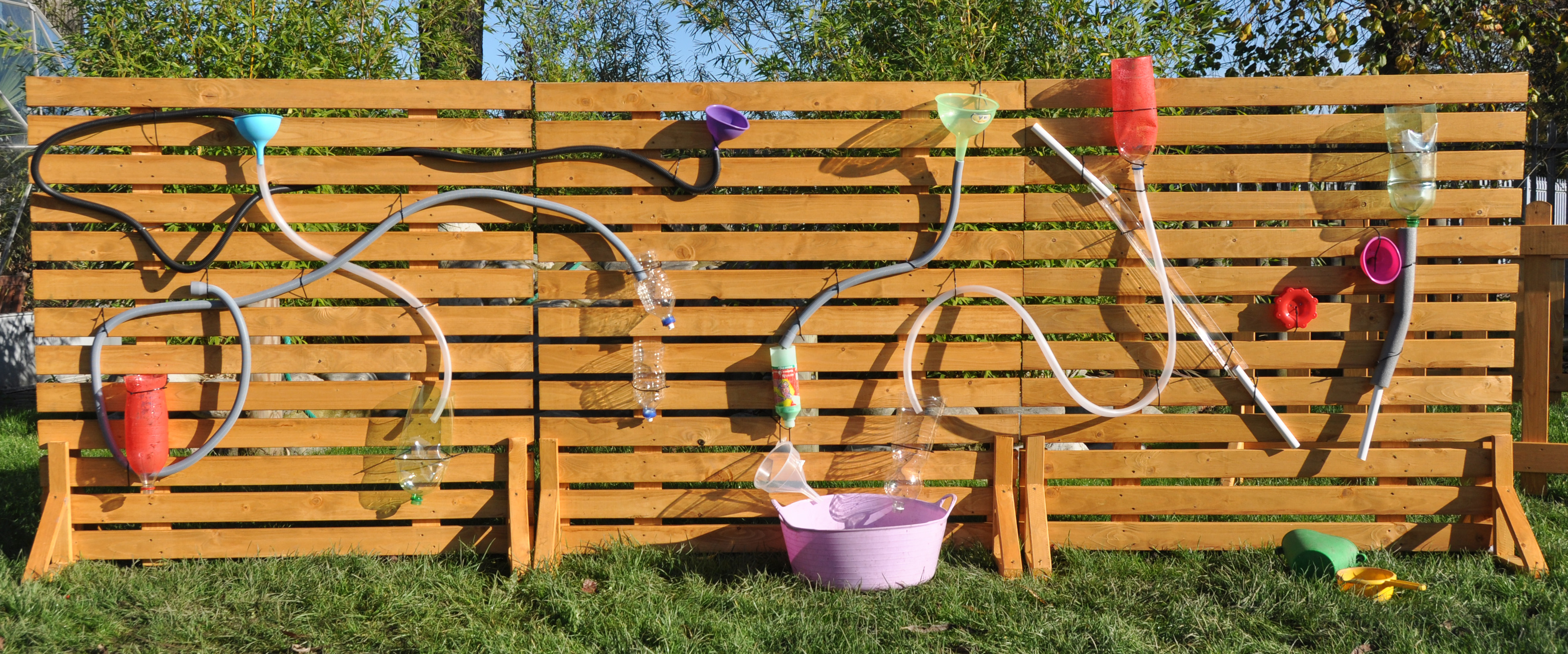 Waterwall Stands Set