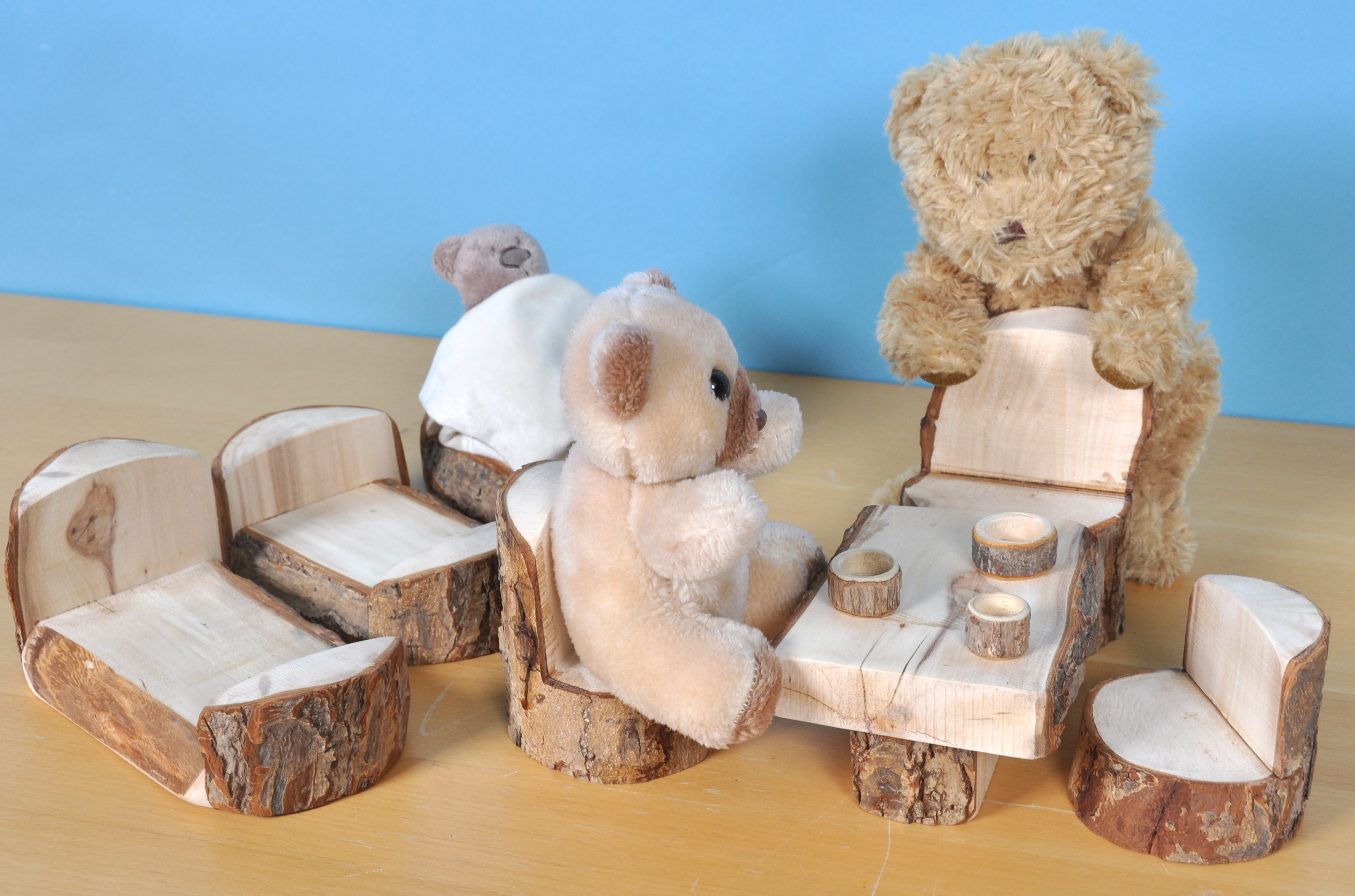 Three Bears Rustic Role Play Set
