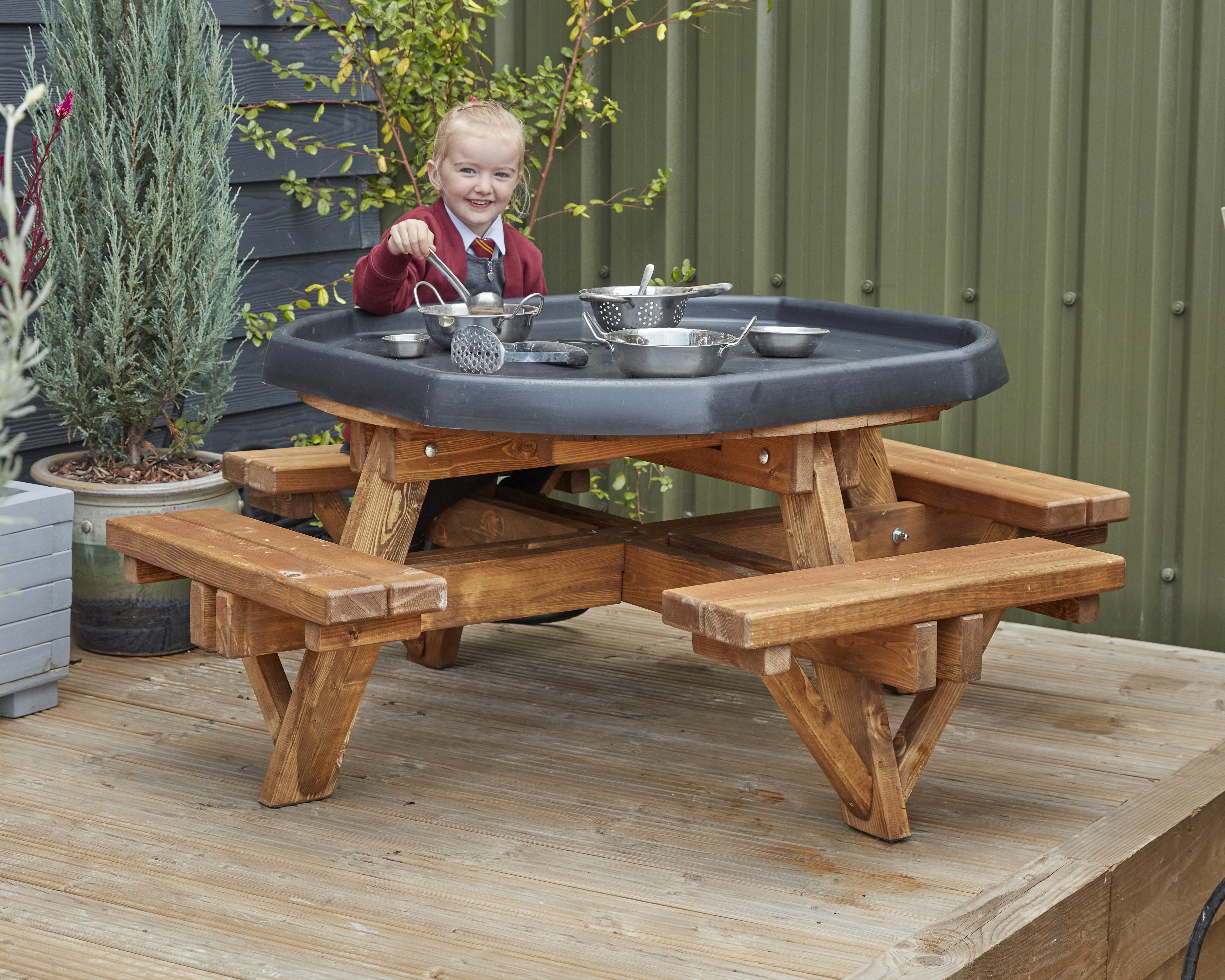 Tuff Spot Tray Friendly 8 Seater Picnic Bench 