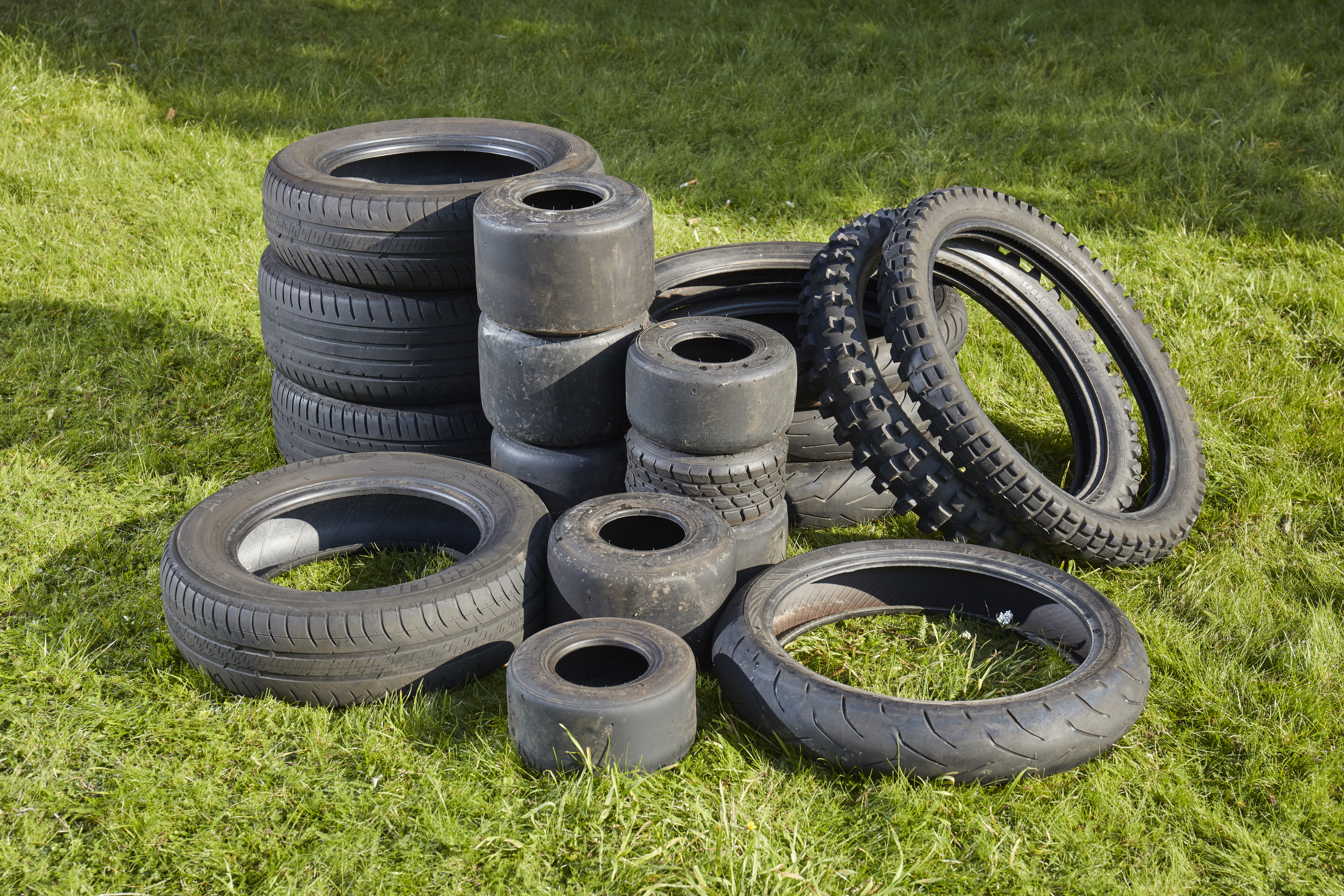 Tyre Tastic 18 Piece Tyre Set