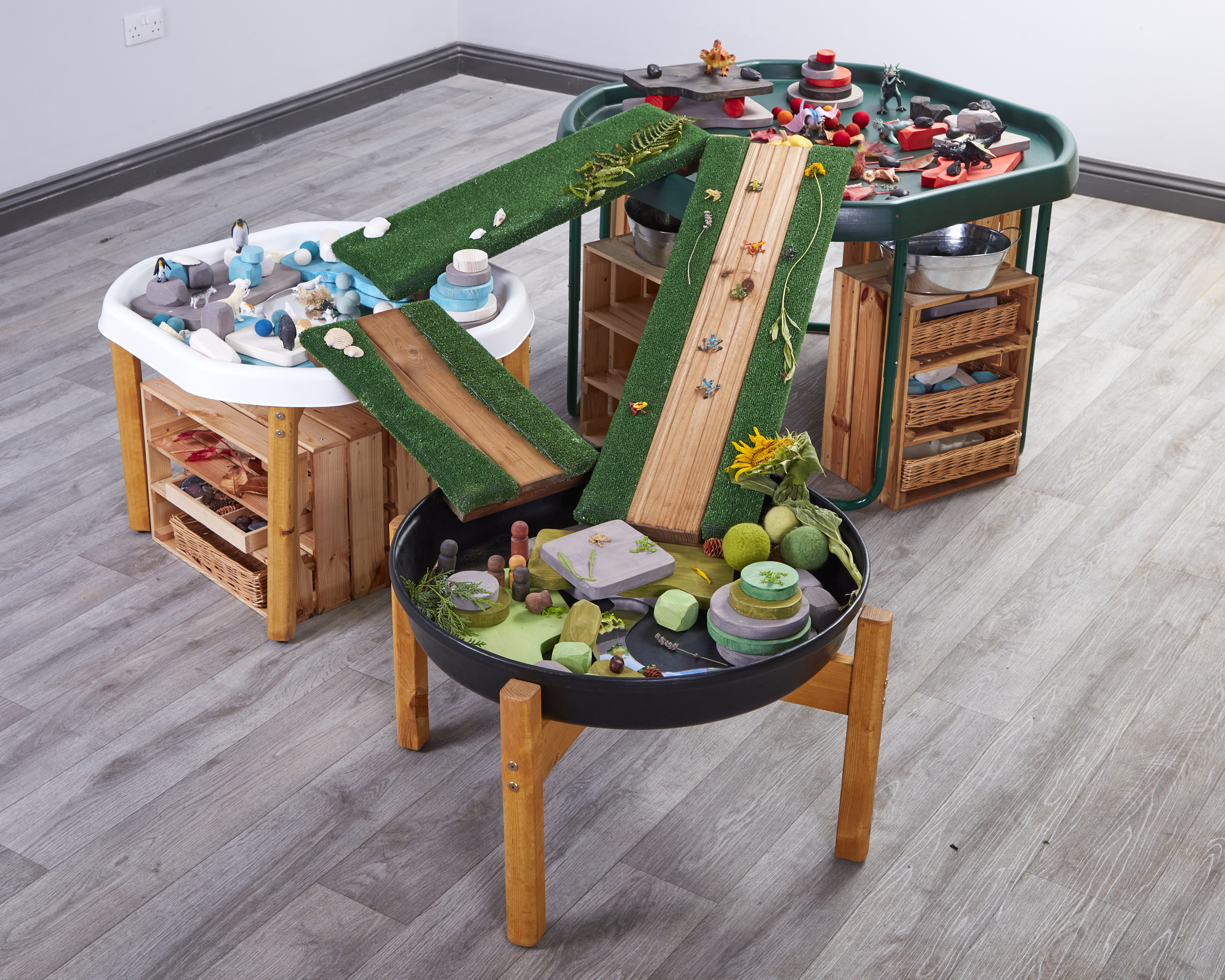 Small World Tuff Spot Tray Platforms Set